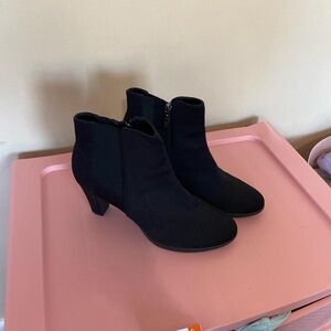 Steve Madden Black Ankle Boots